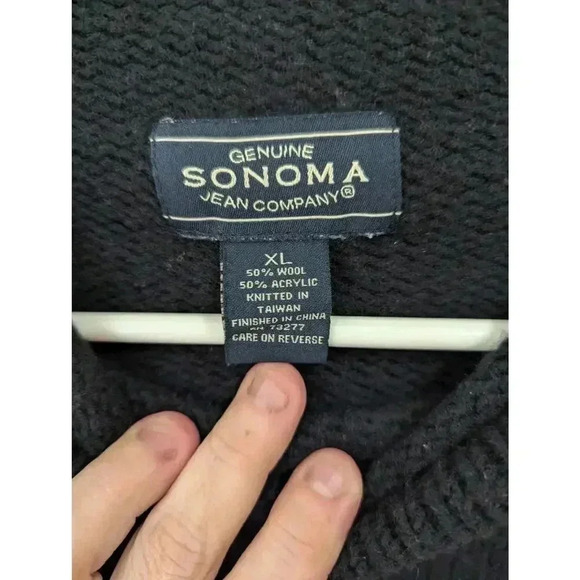 Vintage black wool sweater w/cross stitch snowflake front detail Sonoma Jean XL - Picture 2 of 7